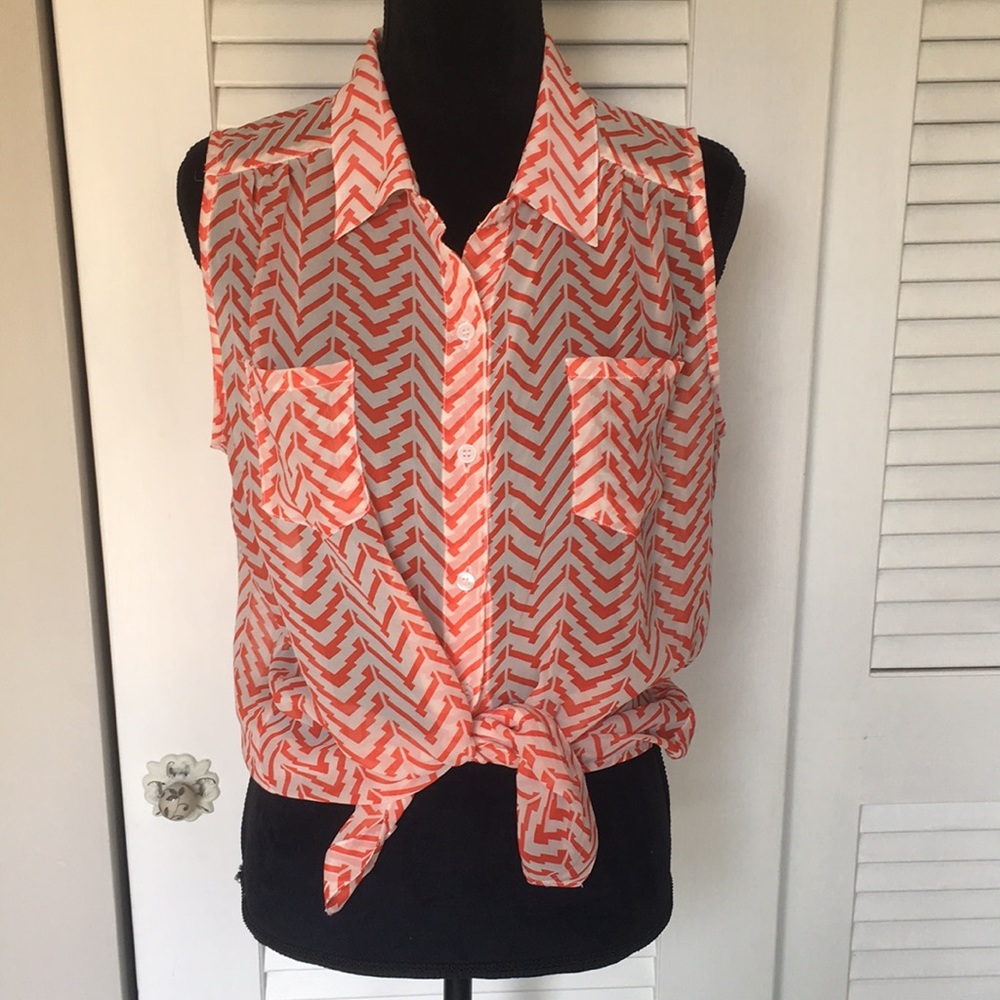 Sheer Tank - Picture 2 of 4